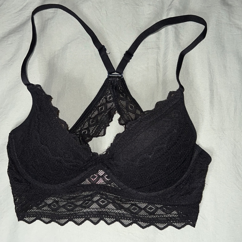 PINK Victoria’s Secret Black Cross Back Bralette
